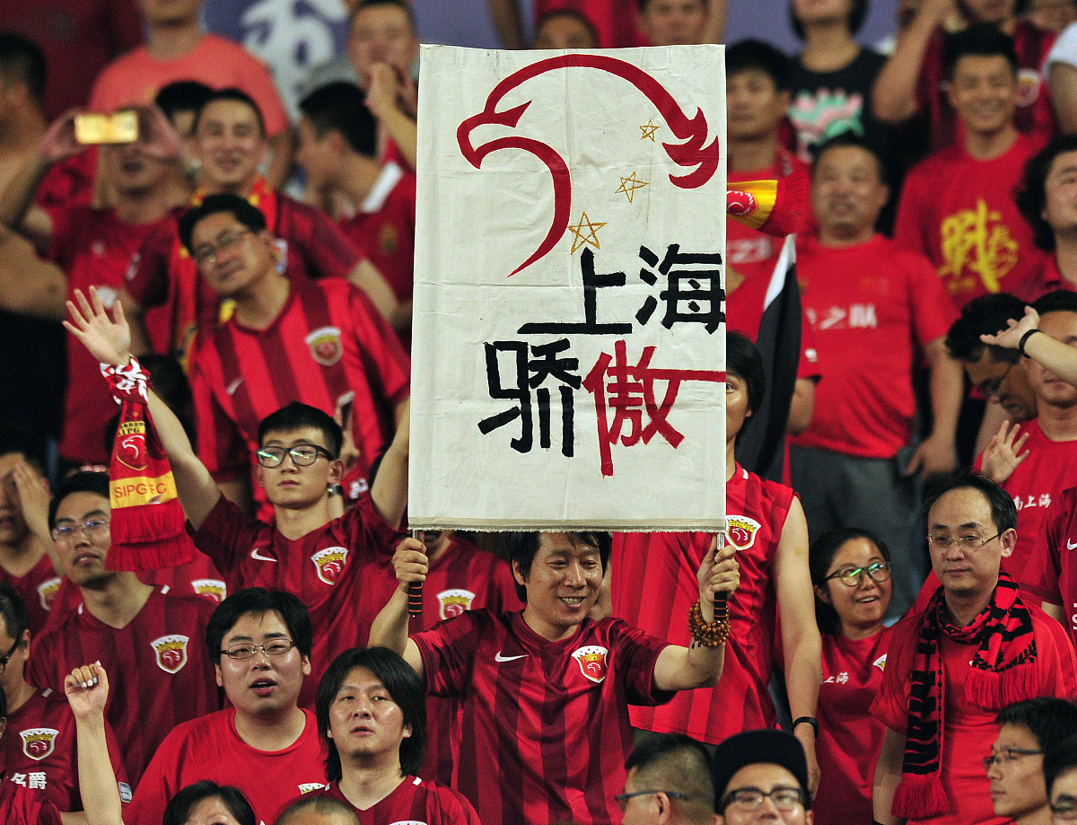 包含后防线稳固，球队火力全开取得连胜的词条