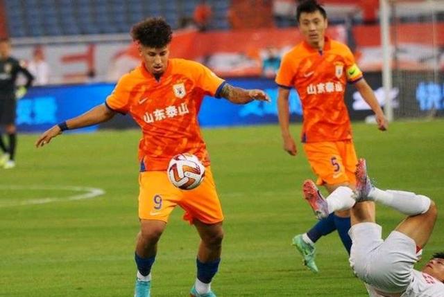 包含长春亚泰退赛，球队未来风云变幻的词条