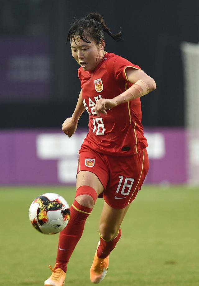 包含江西女足团结拼搏，连续取得关键胜利的词条